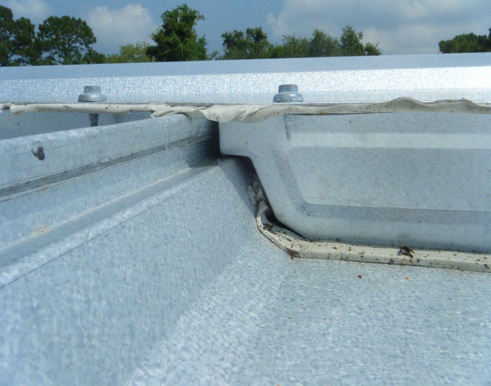 water-likely-to-infiltrate-this-roof