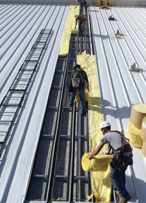 Southwest Airlines Aircraft hangar roof installation