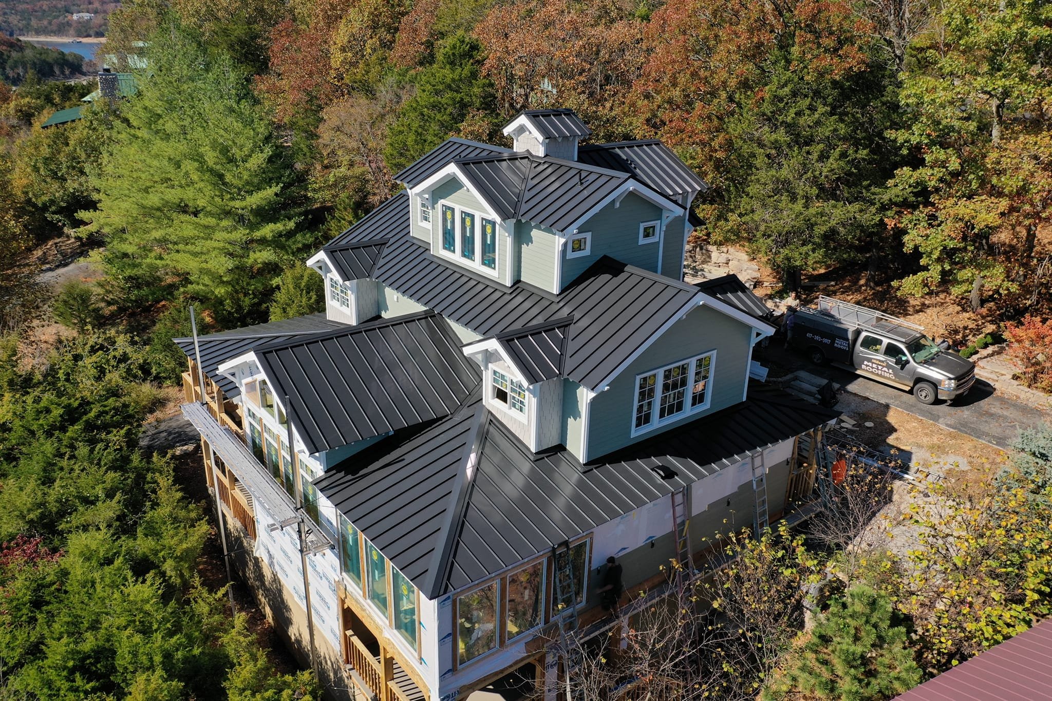 Why Are Black Metal Roofs So Popular?